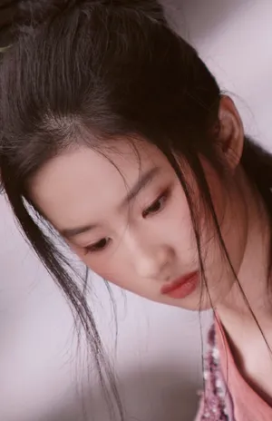 刘亦菲绝美古装图片_2