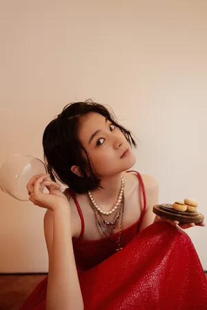 张雪迎性感美艳写真图片_3