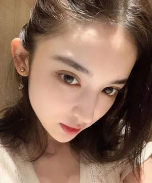 古力娜扎私服性感照图片_4