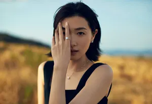 万茜优雅文艺时尚写真大片_8