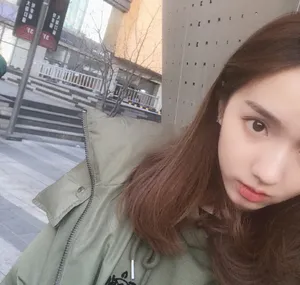 苏晓彤搞怪自拍照图片_6