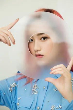 邓恩熙性感摩登图片_5