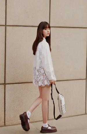 欧阳娜娜时尚简约写真图片_5