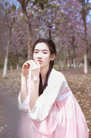 王玉雯清新灵动汉服写真图片_4