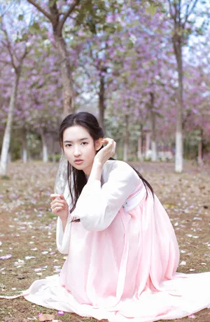 王玉雯清新灵动汉服写真图片_7