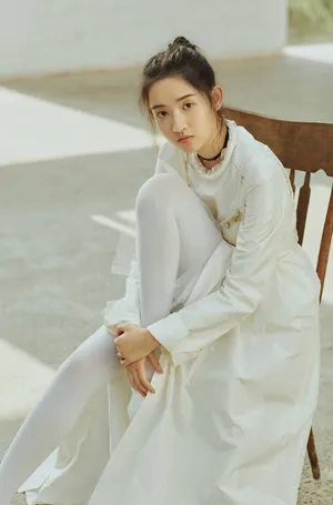 王玉雯优雅唯美写真图片_2