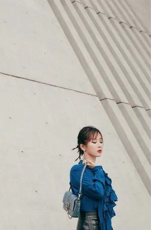 杨紫成熟妩媚活动写真图片_3