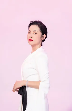 杨明娜温婉知性时尚写真图片_6