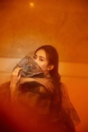 刘美彤甜美仙气写真图片
