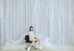 毛晓彤时髦养眼写真大片_5
