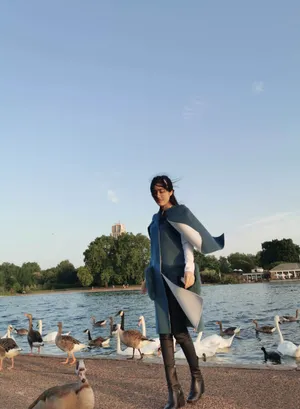 汤晶媚性感优雅旅拍图片_8