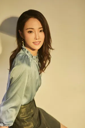 张可盈俏皮活力性感写真图片_3
