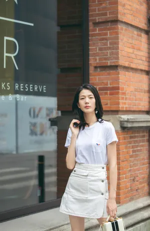 彭杨清新简约夏日街拍图片_6