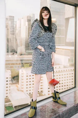迪丽热巴优雅飒爽写真图片_2