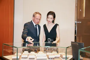 佟丽娅超A性感品牌活动写真图片_6