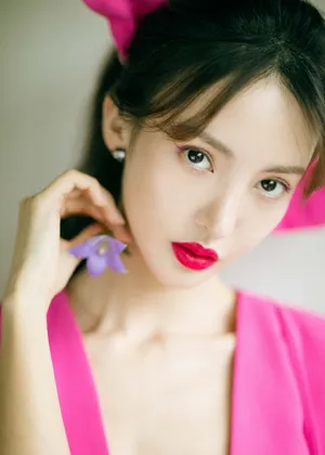 金晨妩媚优雅写真图片_8