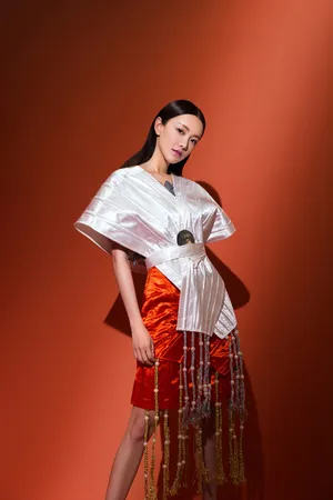 黄一琳成熟妩媚时尚写真图片_6