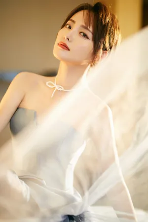 张嘉倪柔美性感写真图片_2