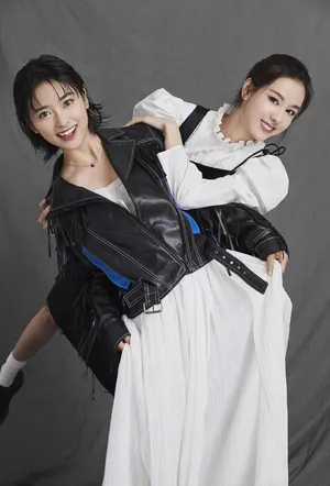 沈月陈都灵时尚搞怪写真图片