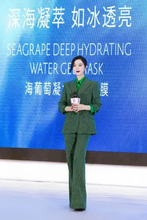 范冰冰西装俊美写真图片_3
