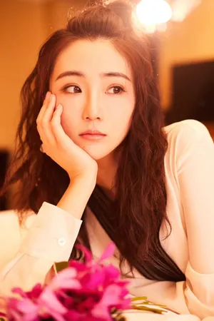 张可盈学院风熟女气质写真图片_7