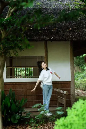 景甜清爽夏日写真图片