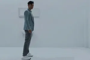黄晓明舒适简约风写真图片_8