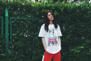 傅菁夏日清爽私服街拍图片_7
