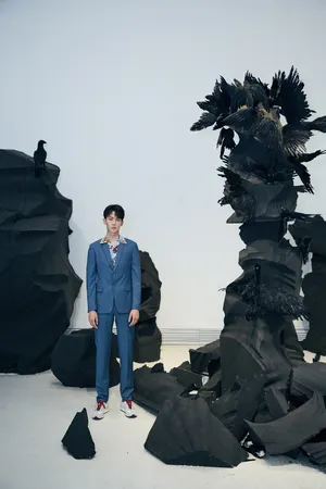 唐晓天西装帅气写真图片_5