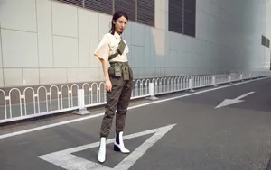 金晨时尚率性写真图片_8