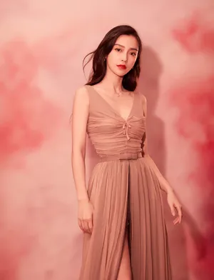 angelababy粉色系性感写真图片_2