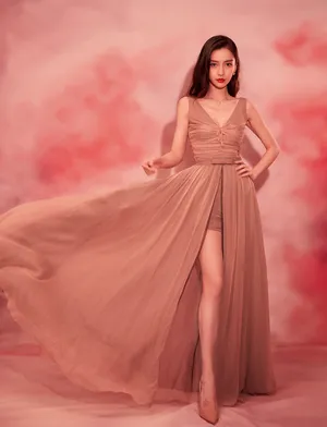 angelababy粉色系性感写真图片_5