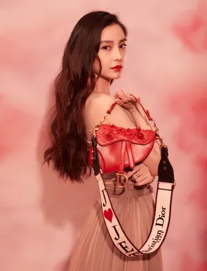 angelababy粉色系性感写真图片_6