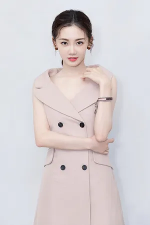 苗苗粉嫩甜美写真图片_6