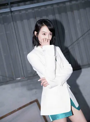 宋茜慵懒短发精致写真图片_5