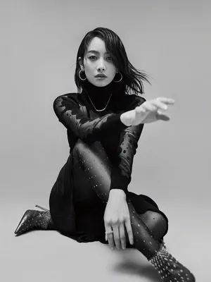 宋茜妩媚动人时尚写真大片_9