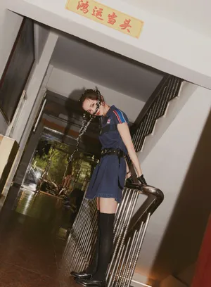 施诗率性酷美大片写真图片_5
