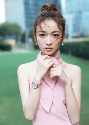 吴谨言夏日清甜写真图片
