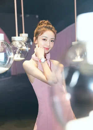 吴谨言清甜唯美品牌活动图片_6