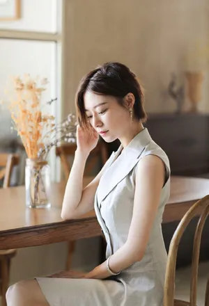 王汀温婉迷人气质写真图片_4