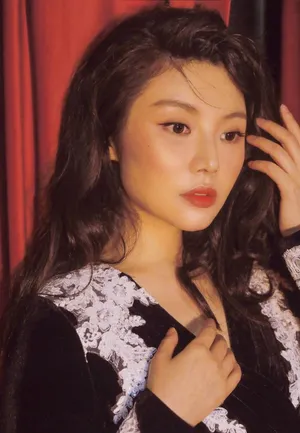 徐冬冬暗黑系少女复古性感图片