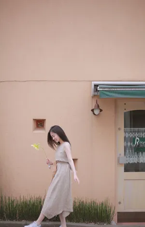 汤梦佳清新温婉夏日写真图片_8