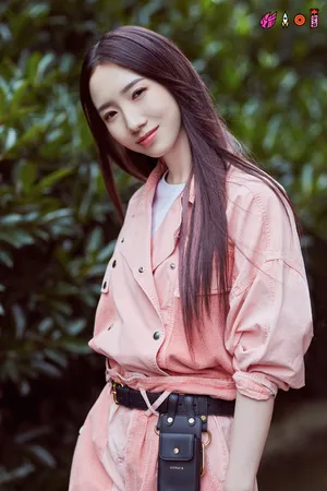 孟美岐时尚气质写真图片_5
