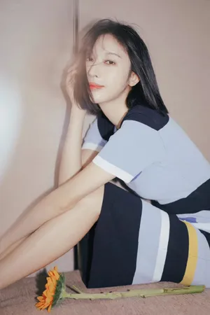 张俪清爽靓丽活动图片_2