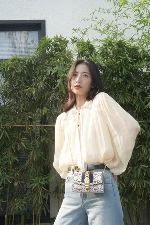 周雨彤清新私服照图片_1