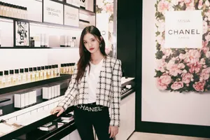 林允性感品牌活动图片_8