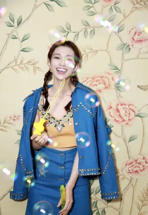 盖玥希性感活动照图片_6