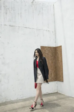 王可如酷美街拍写真图片
