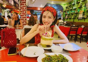 钟楚曦唯美泰国旅拍照图片_3