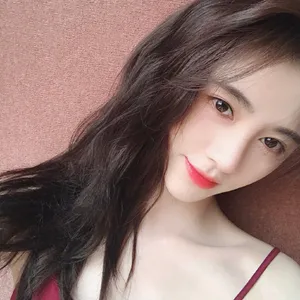 鞠婧祎甜美性感自拍照图片